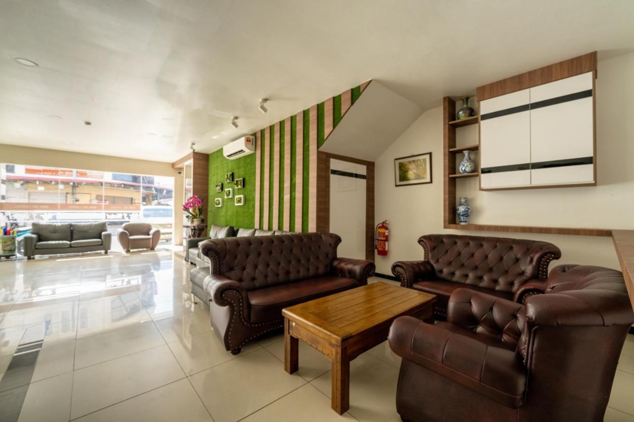 Mary J Hotel Family 10 Pax Room โกตาบารู ภายนอก รูปภาพ