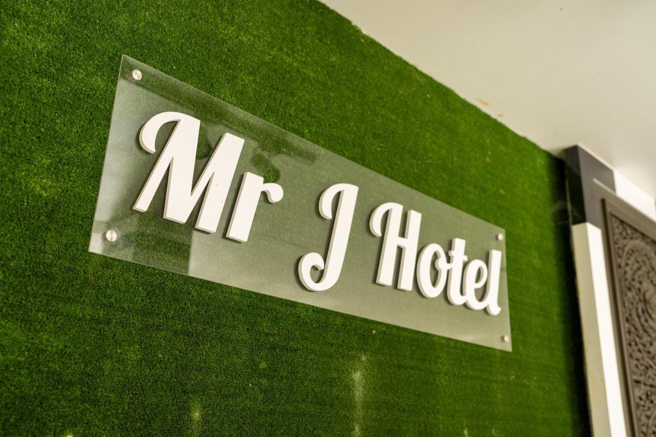 Mary J Hotel Family 10 Pax Room โกตาบารู ภายนอก รูปภาพ